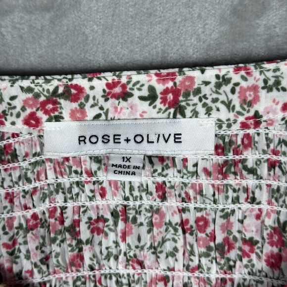 Rose + Olive Top Womens 1X Boho Peasant Tunic Floral 3/4 Sleeve Smocked Buttons - Picture 4 of 12